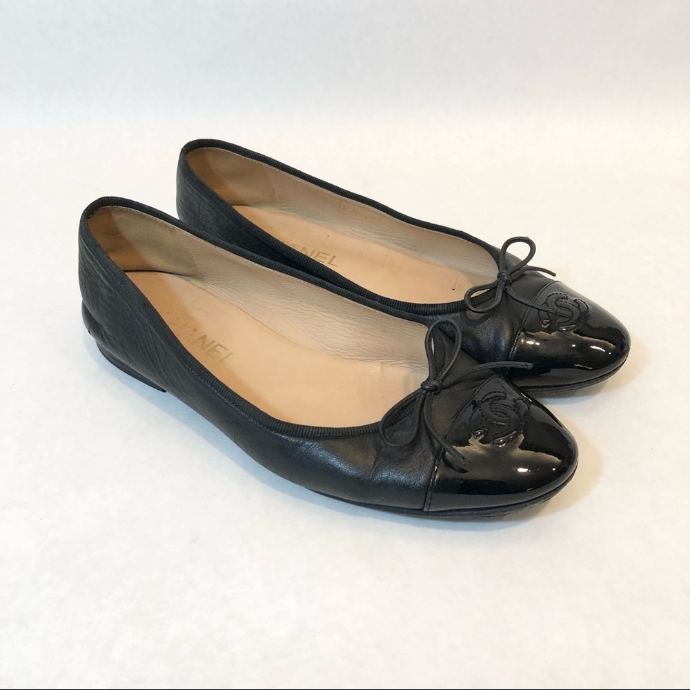 Chanel - Black Bow CC Logo Ballet Flats Sz 39